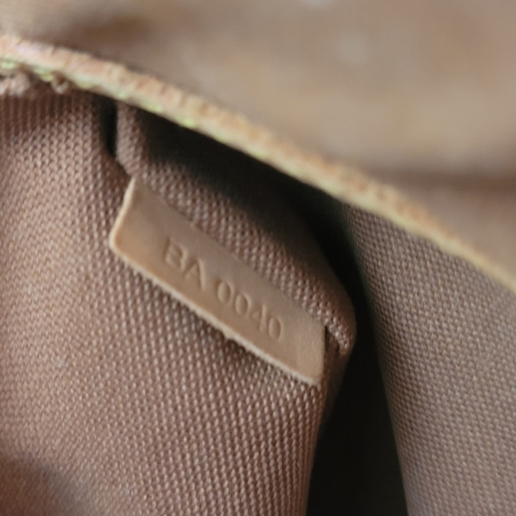 LOUIS VUITTON Monogram ALMA - Picture 11 of 12